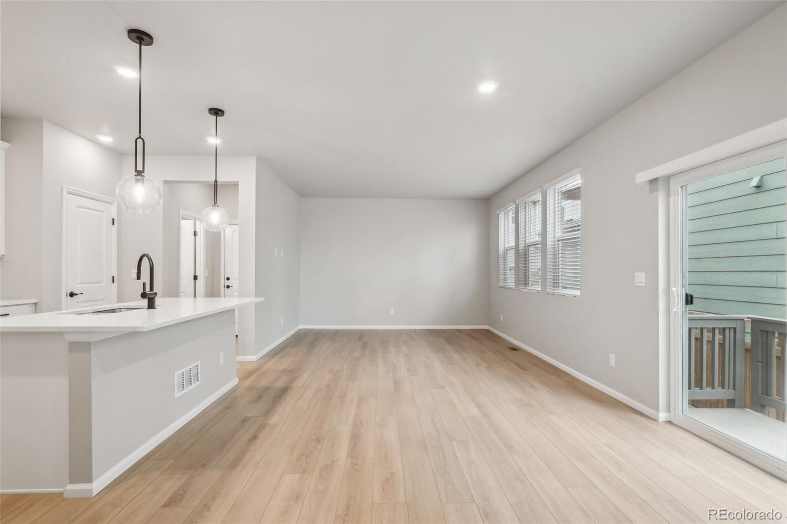 MLS Image #4 for 6192 n lisbon street,aurora, Colorado
