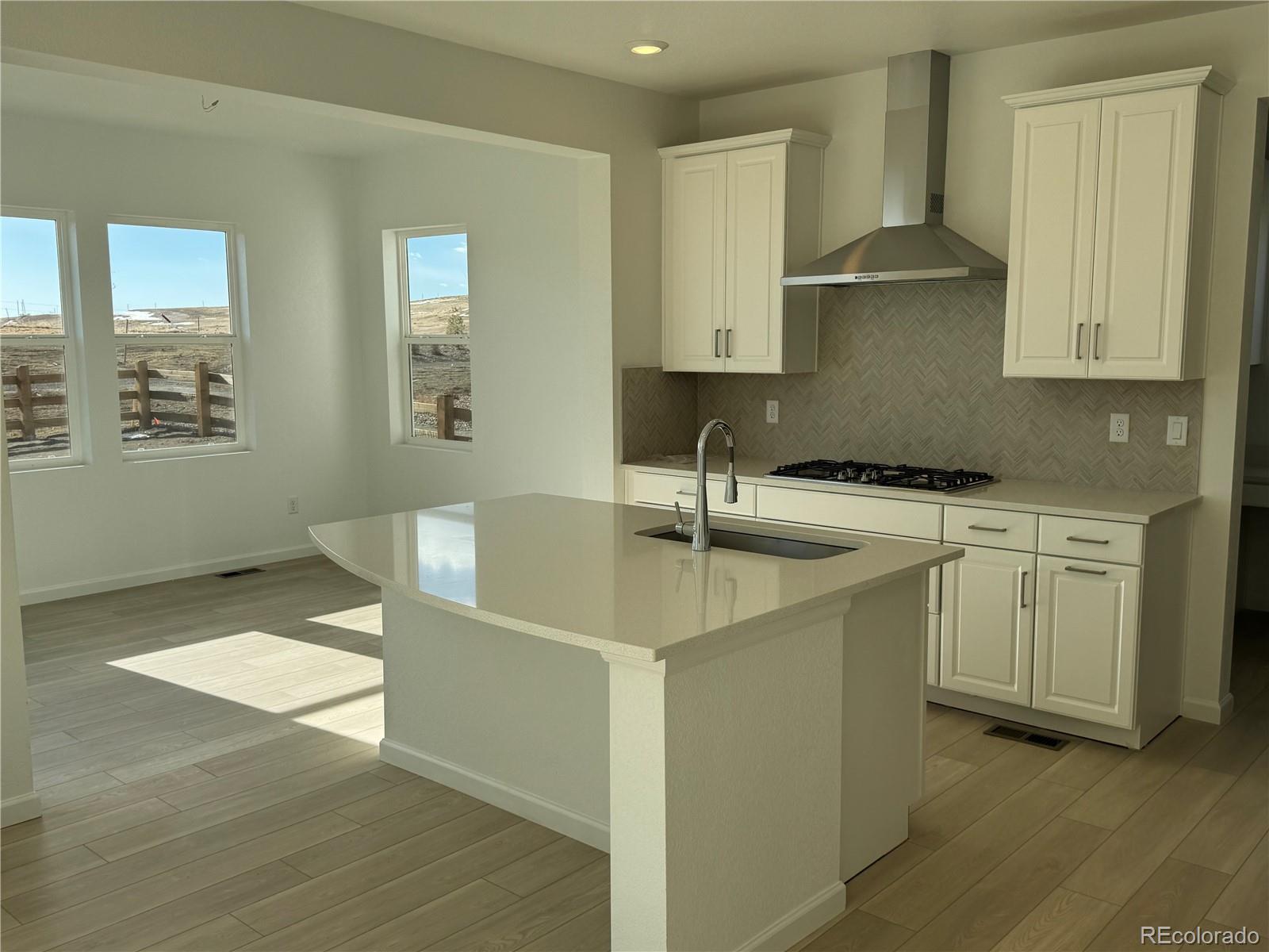 CMA Image for 16528 w 92nd place,Arvada, Colorado