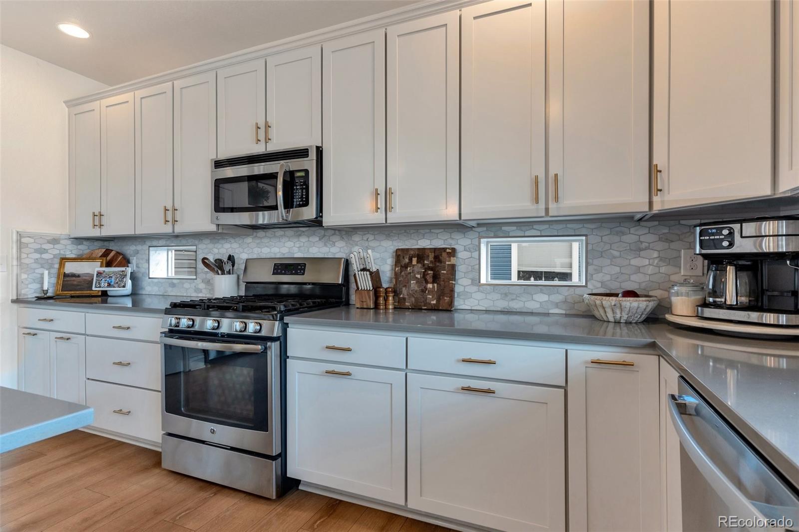 MLS Image #10 for 13563 e 106th place,commerce city, Colorado