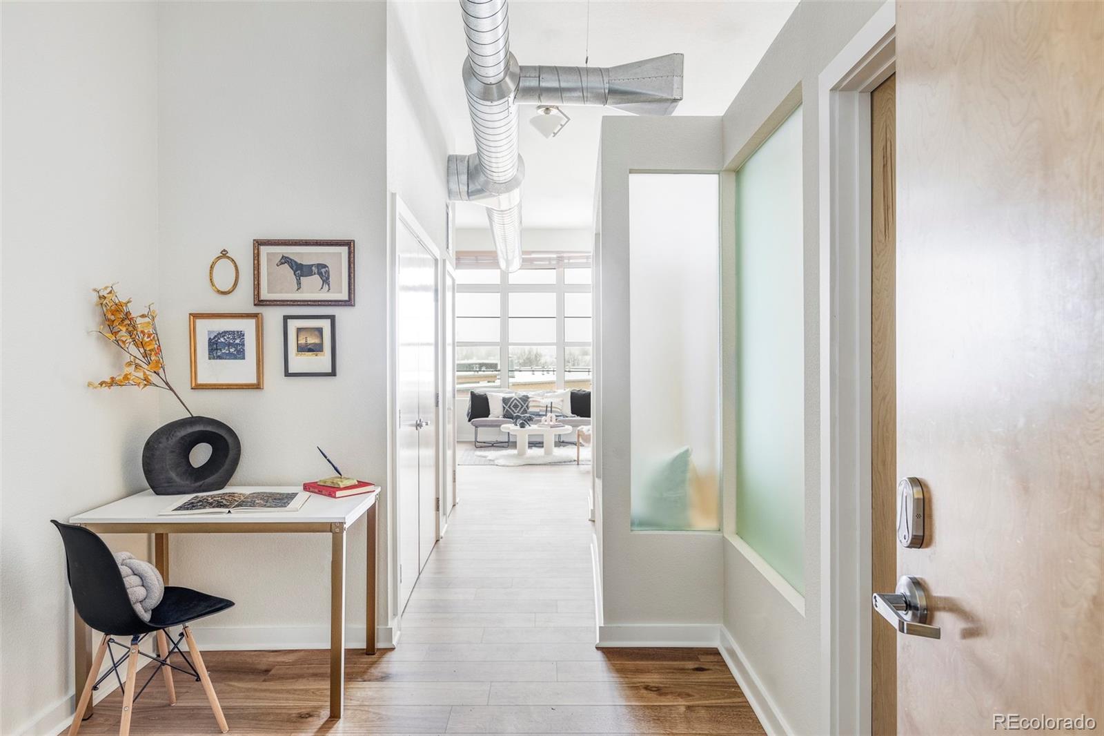 MLS Image #6 for 7700 e 29th avenue,denver, Colorado