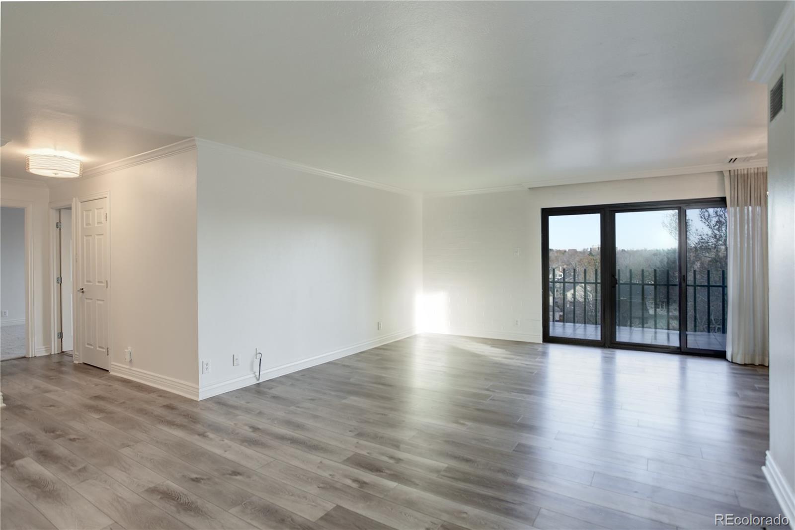 MLS Image #10 for 460 s marion parkway,denver, Colorado