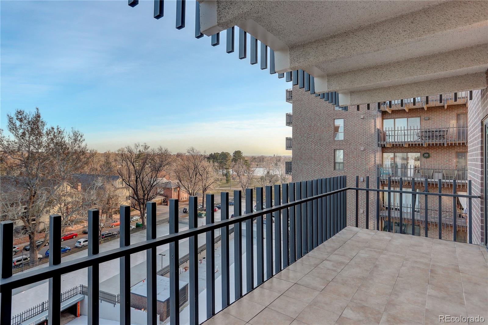 MLS Image #7 for 460 s marion parkway,denver, Colorado