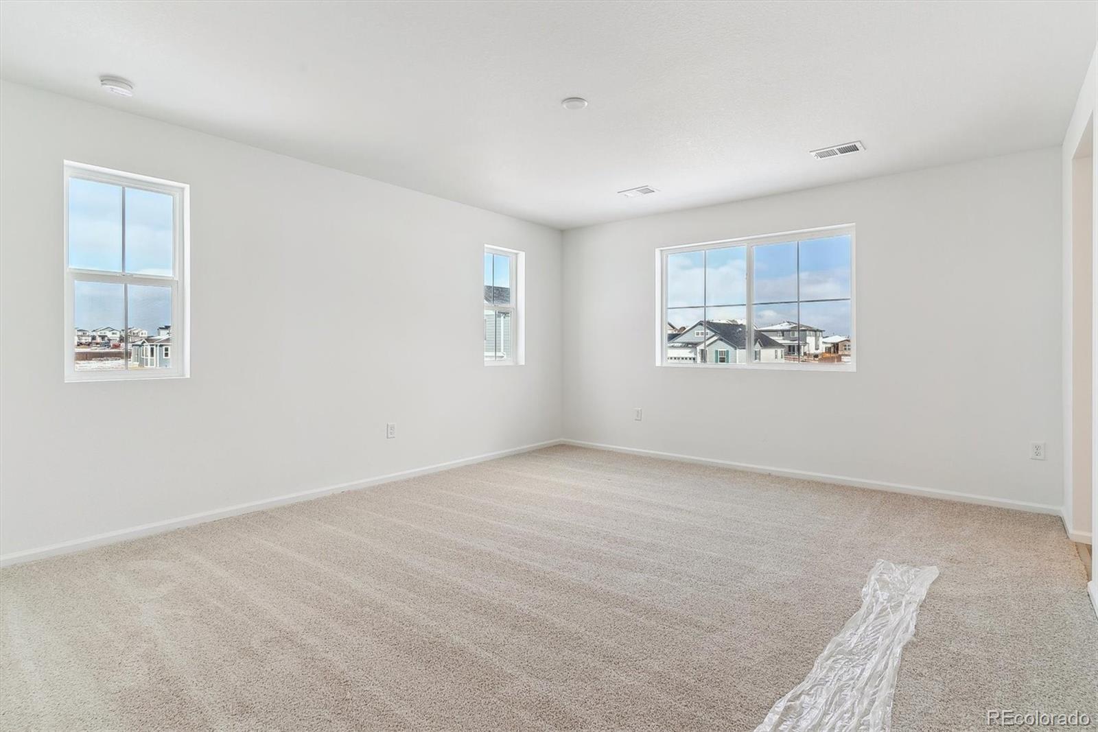 MLS Image #5 for 9142  telluride court,commerce city, Colorado