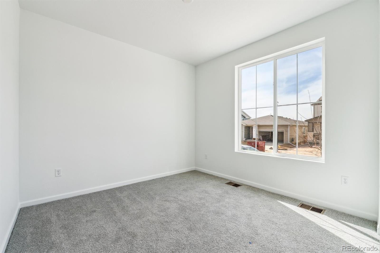 MLS Image #2 for 9112  telluride court,commerce city, Colorado