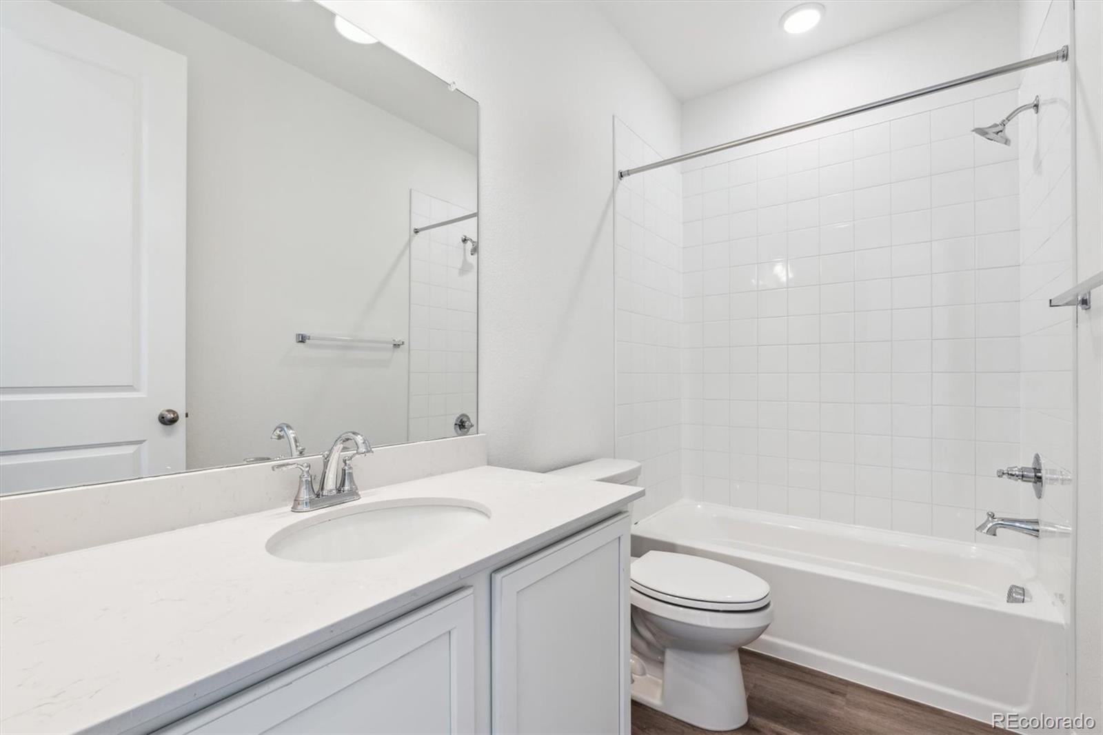 MLS Image #3 for 9112  telluride court,commerce city, Colorado