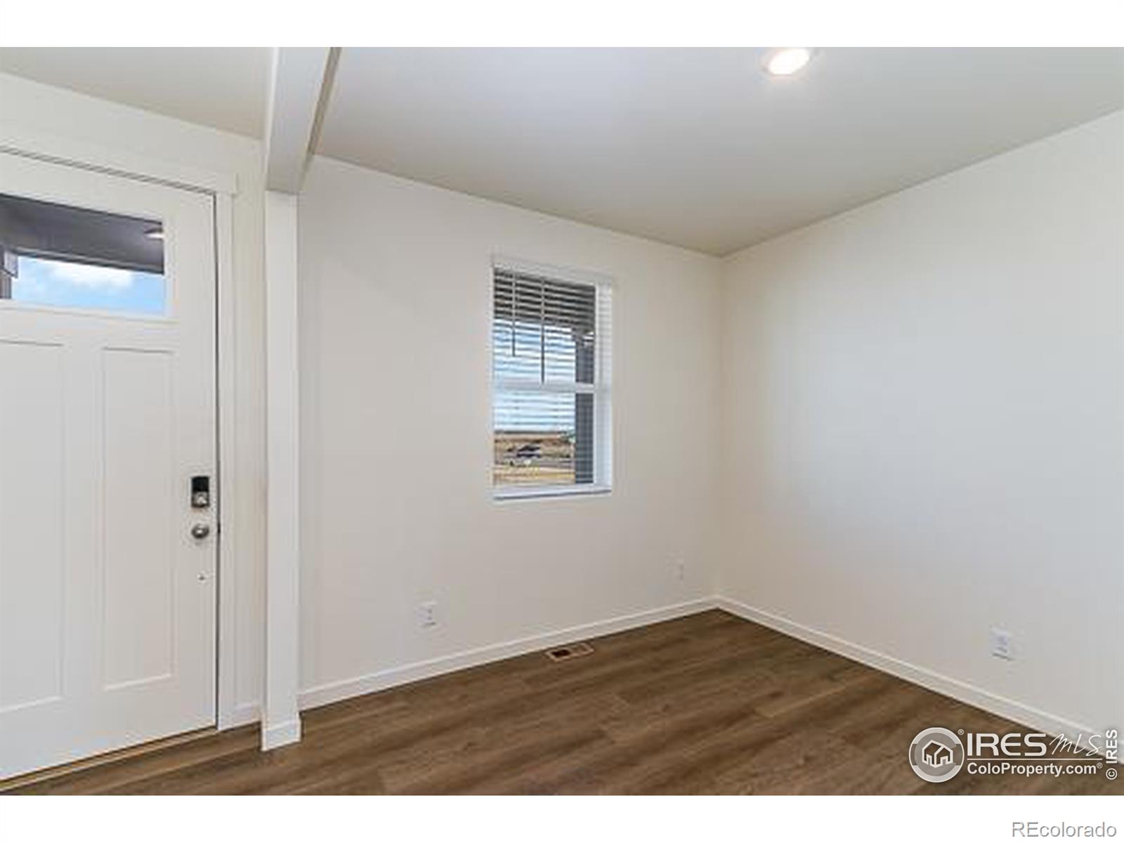 MLS Image #3 for 393  hummingbird lane,johnstown, Colorado