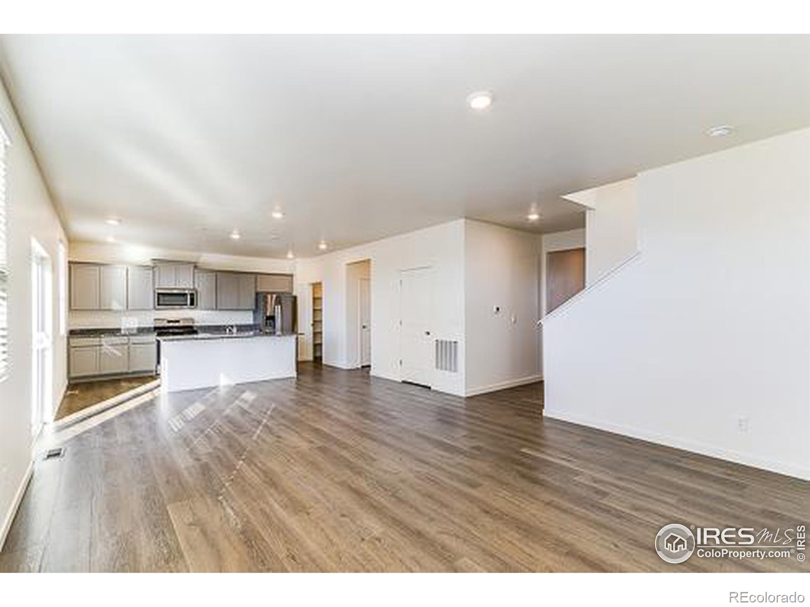 MLS Image #9 for 393  hummingbird lane,johnstown, Colorado