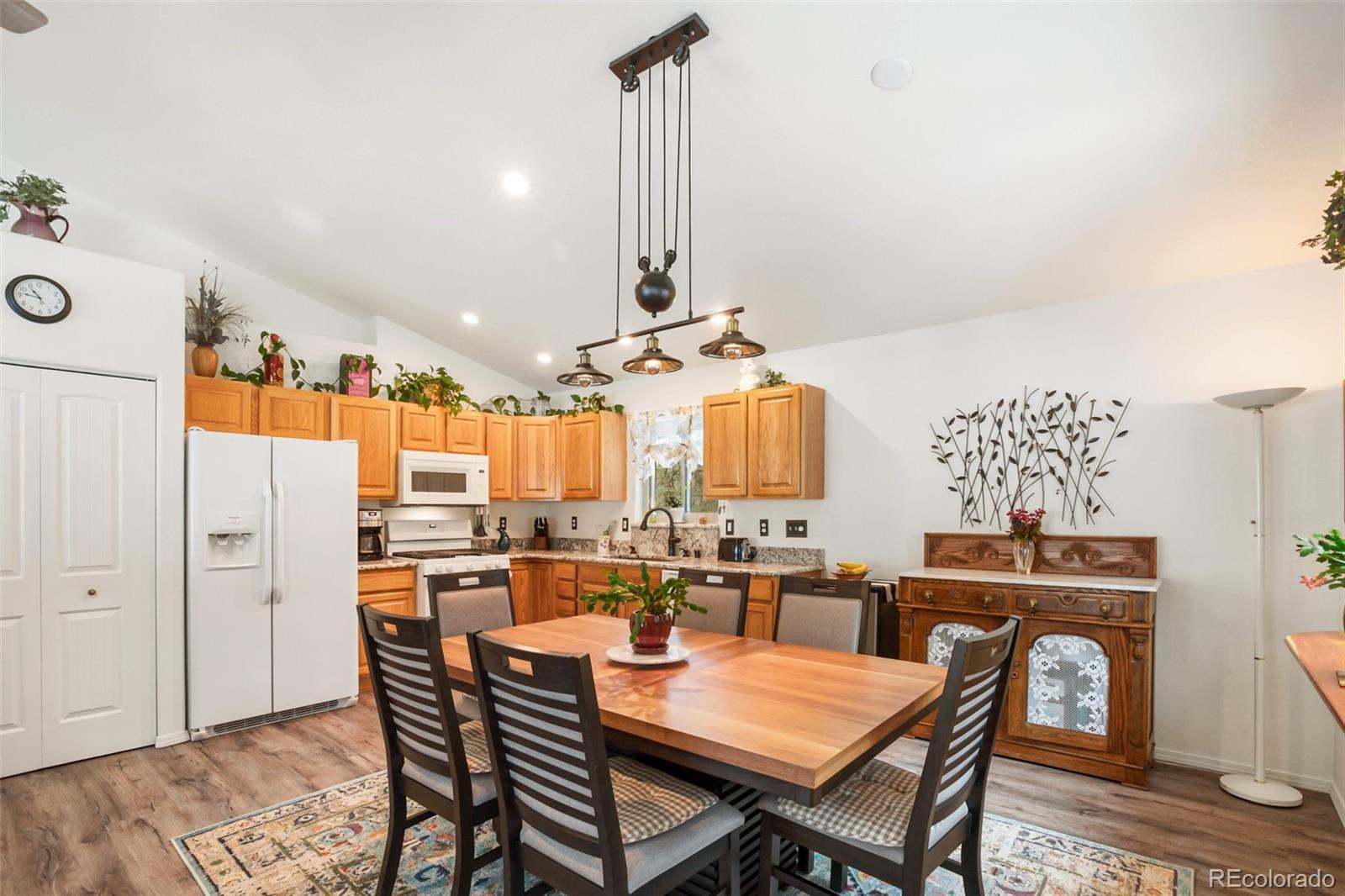 MLS Image #11 for 247  turnabout lane,florissant, Colorado