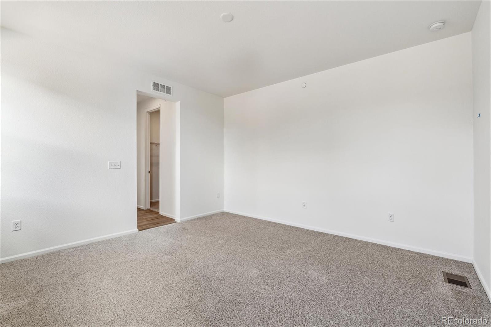 MLS Image #14 for 9661  ceylon street,commerce city, Colorado