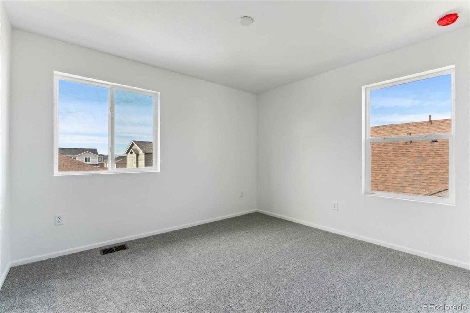 MLS Image #15 for 9663  ceylon street,commerce city, Colorado