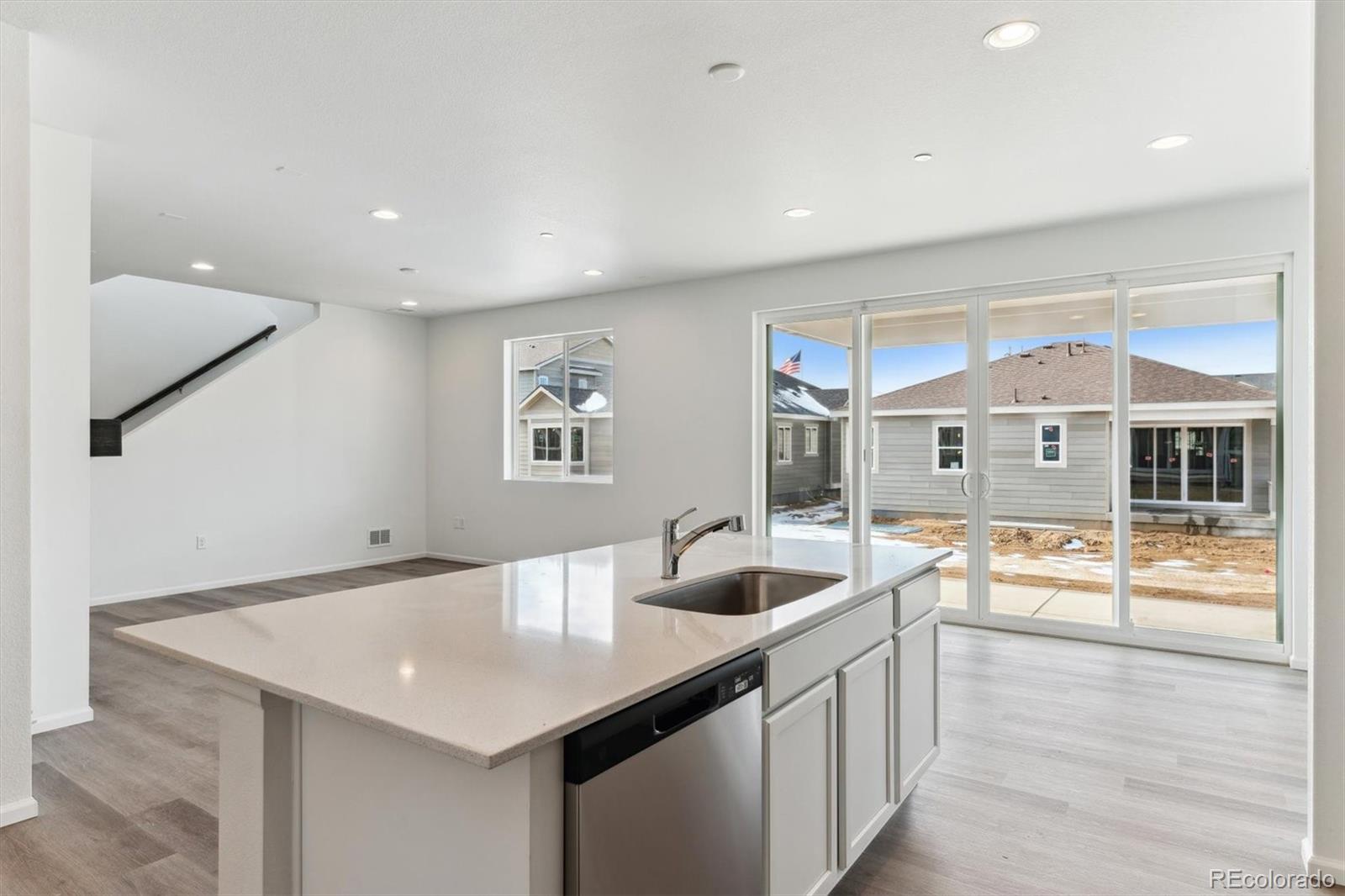 MLS Image #6 for 9663  ceylon street,commerce city, Colorado