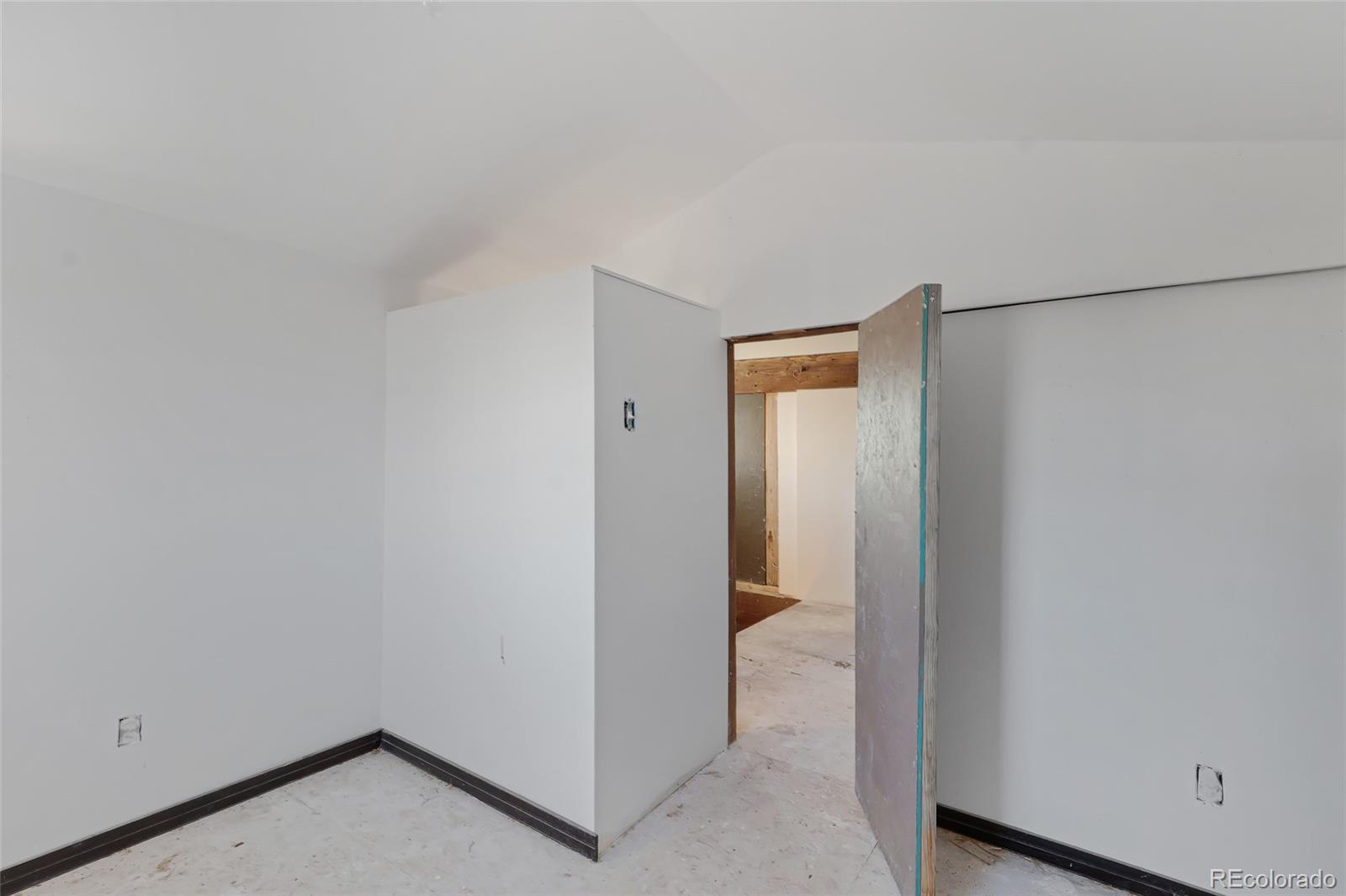 MLS Image #35 for 18620  oil well road,ramah, Colorado