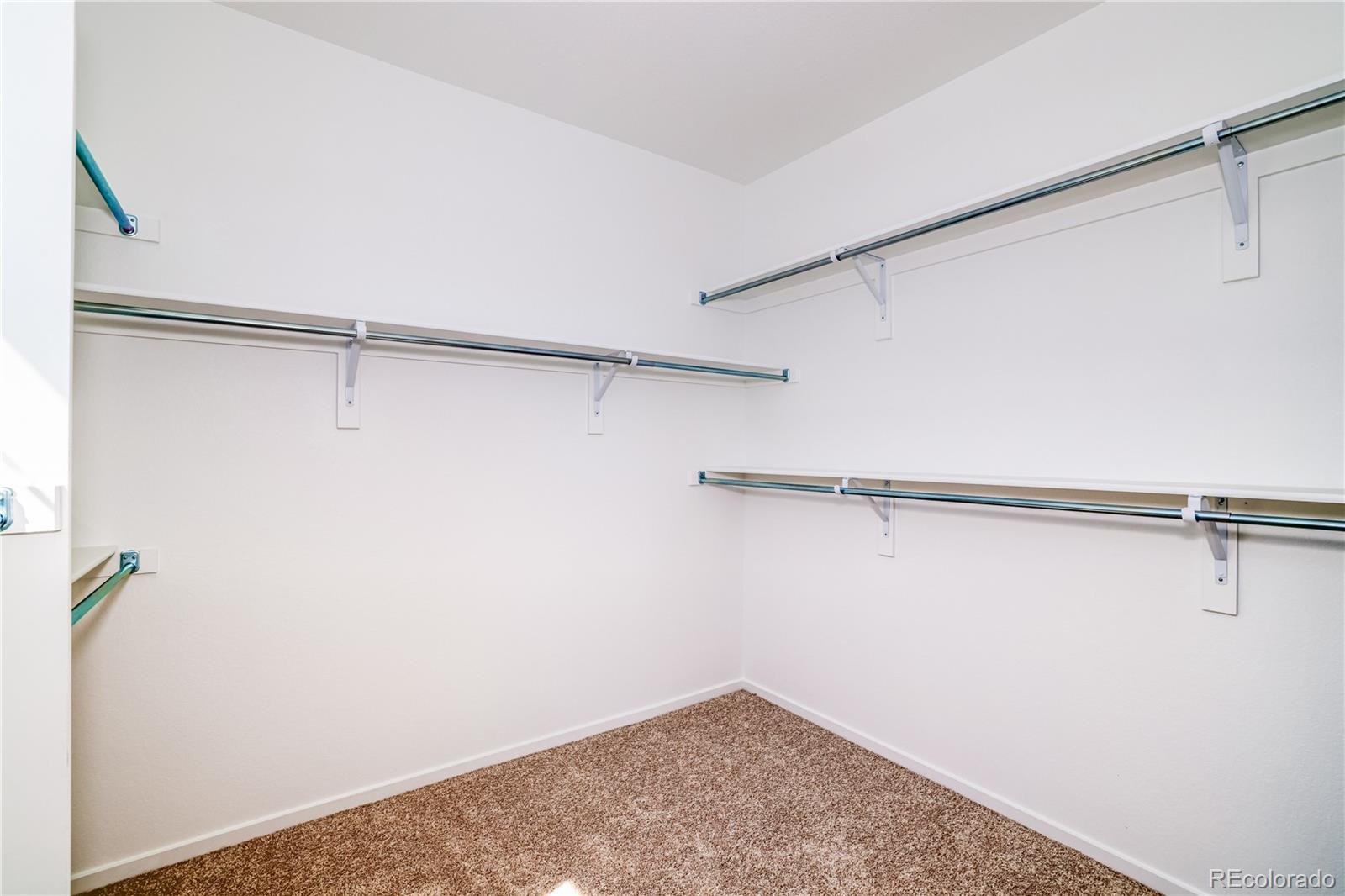 MLS Image #13 for 23950 e 41st avenue,aurora, Colorado