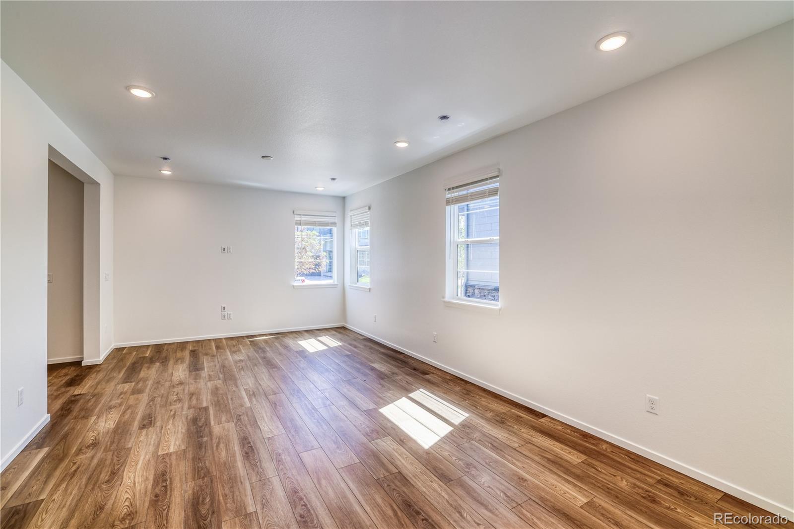 MLS Image #7 for 23950 e 41st avenue,aurora, Colorado