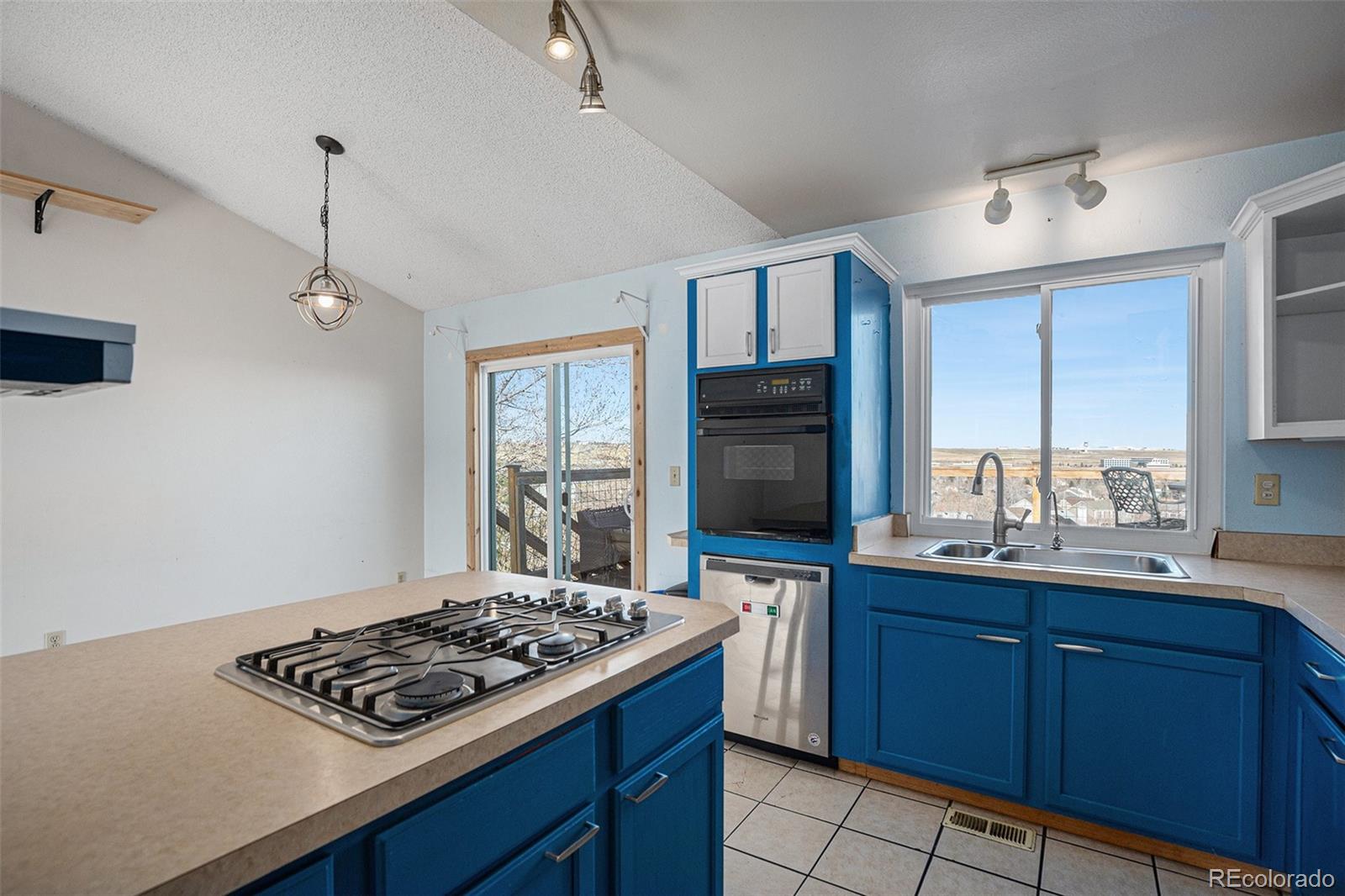 MLS Image #12 for 11241 w 104th avenue,broomfield, Colorado