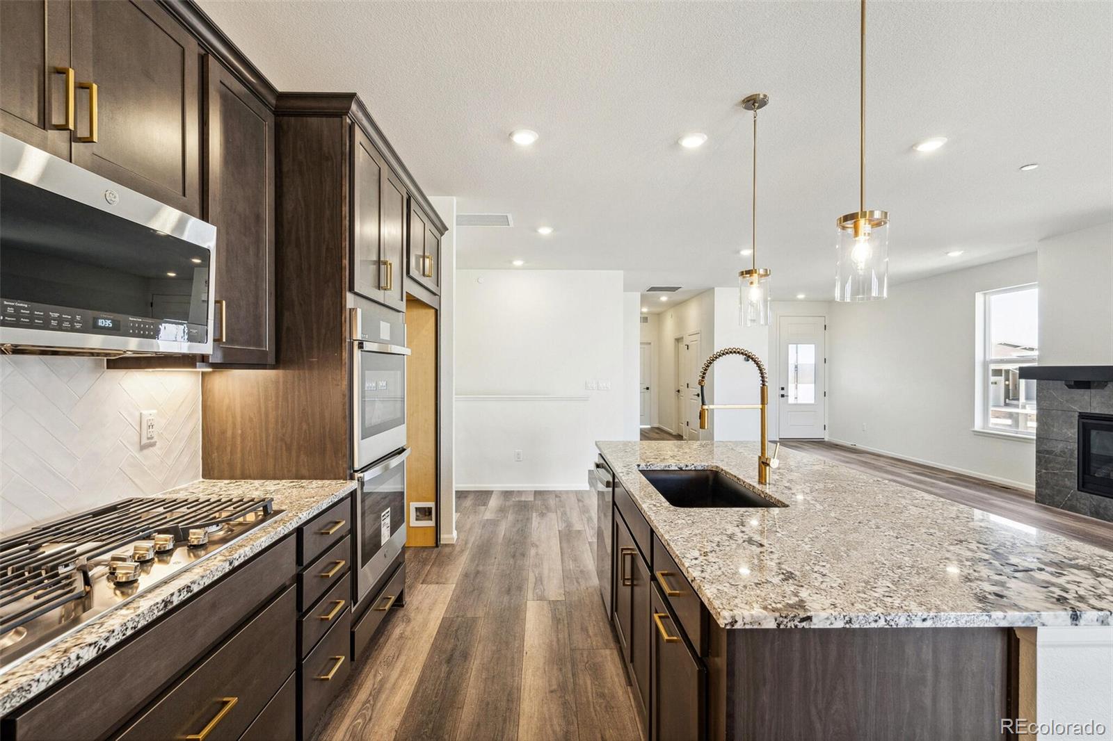 MLS Image #10 for 9274  biscay street,commerce city, Colorado