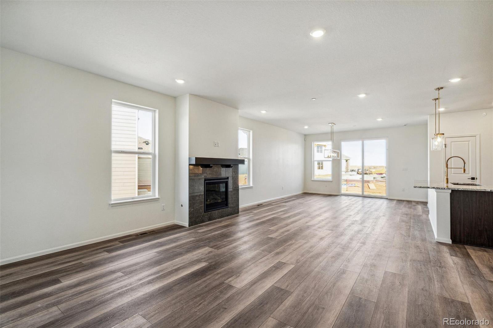 MLS Image #5 for 9274  biscay street,commerce city, Colorado