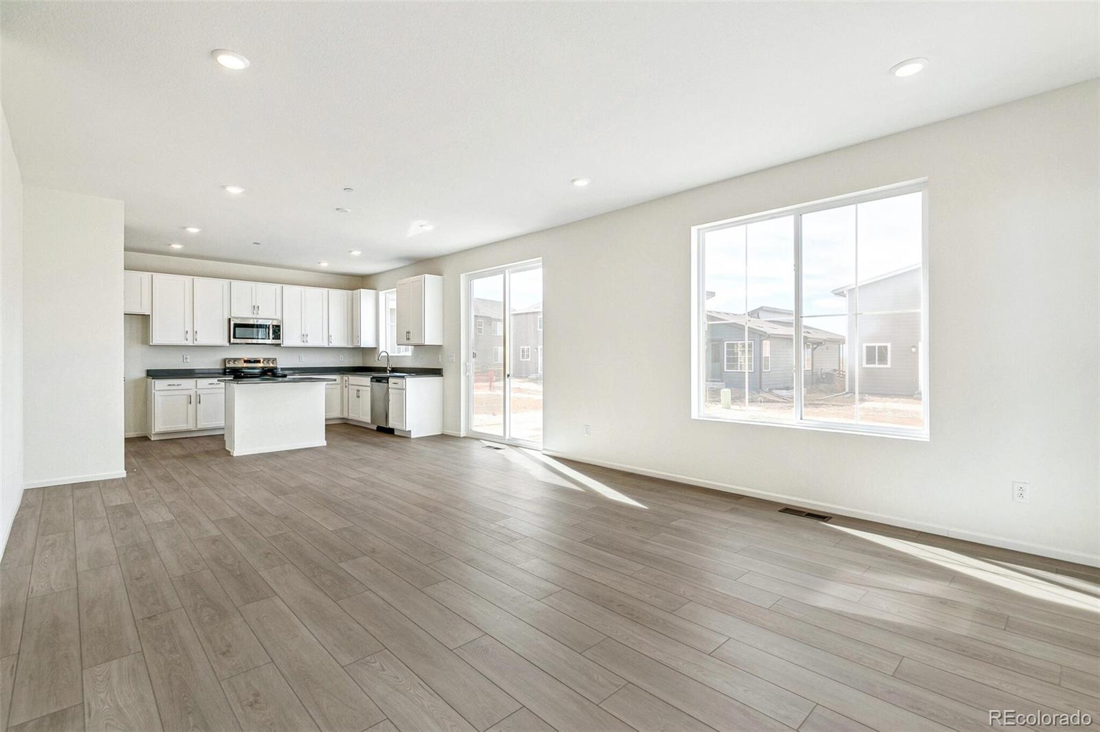 MLS Image #4 for 9293  biscay street,commerce city, Colorado