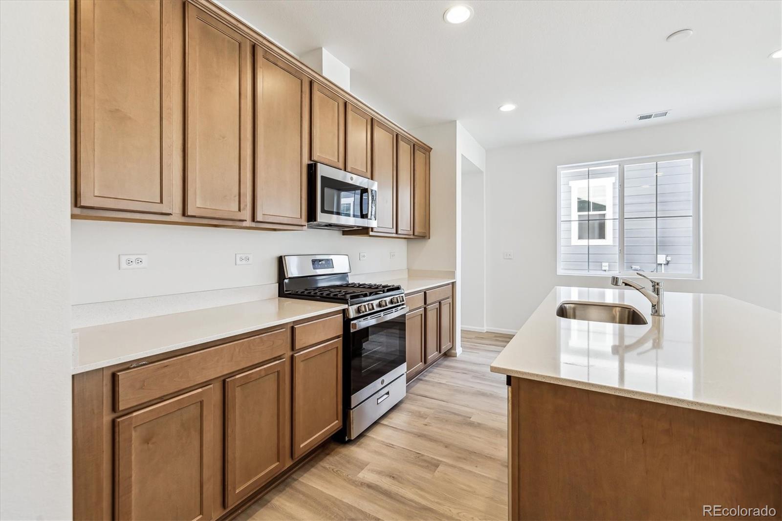 MLS Image #5 for 6575 n nepal street,aurora, Colorado