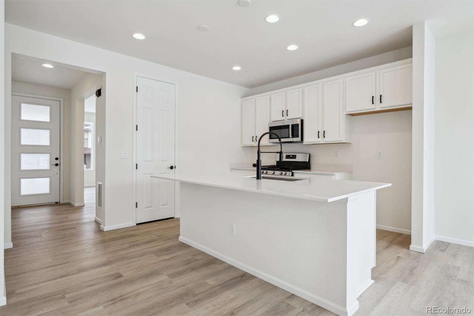 MLS Image #4 for 8414  vona lane,littleton, Colorado
