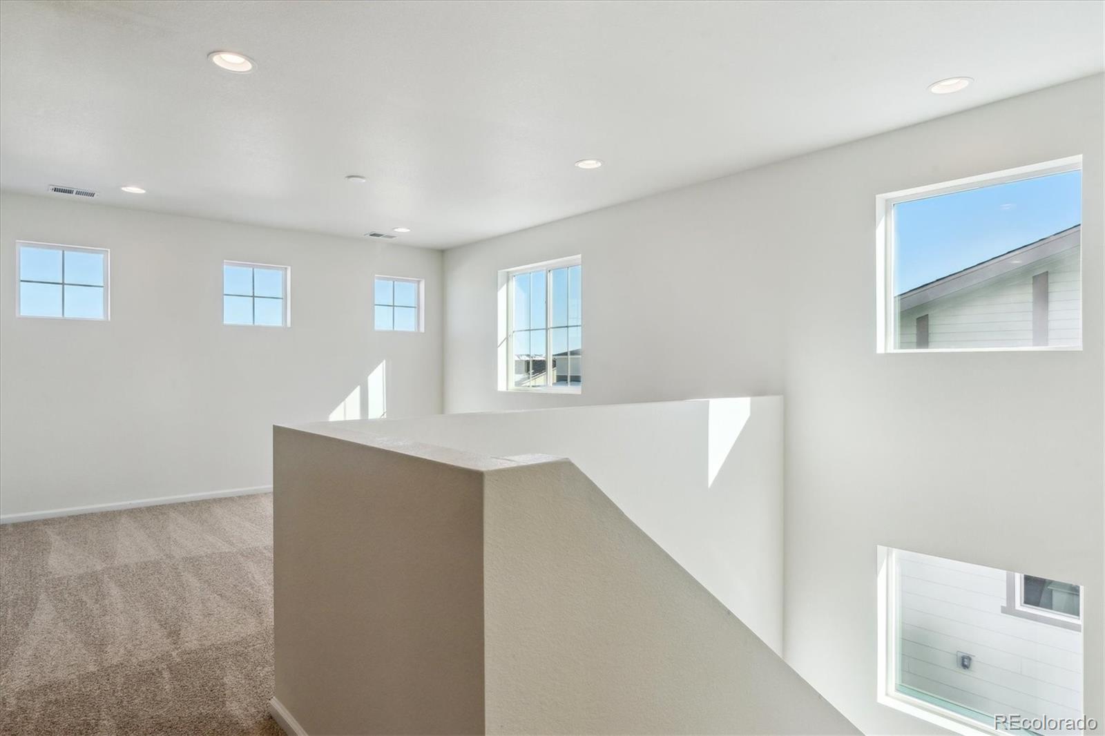 MLS Image #11 for 8187  rockvale drive,littleton, Colorado