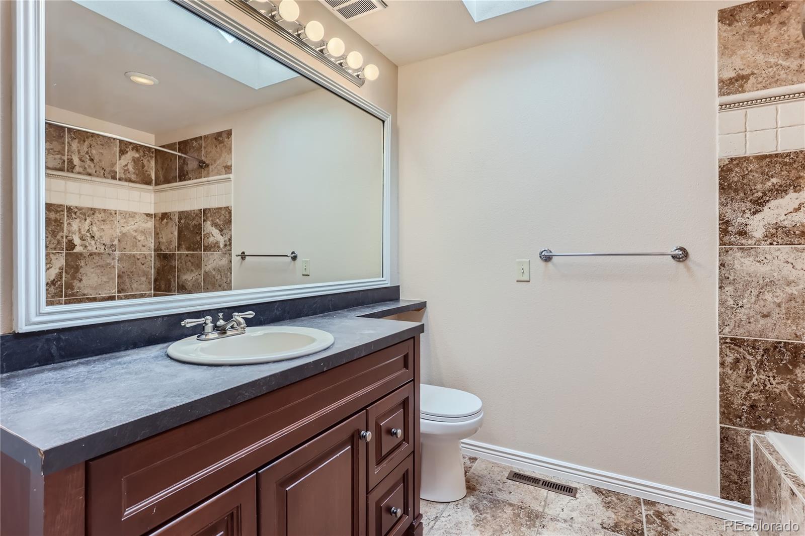MLS Image #18 for 11612 e cornell circle,aurora, Colorado