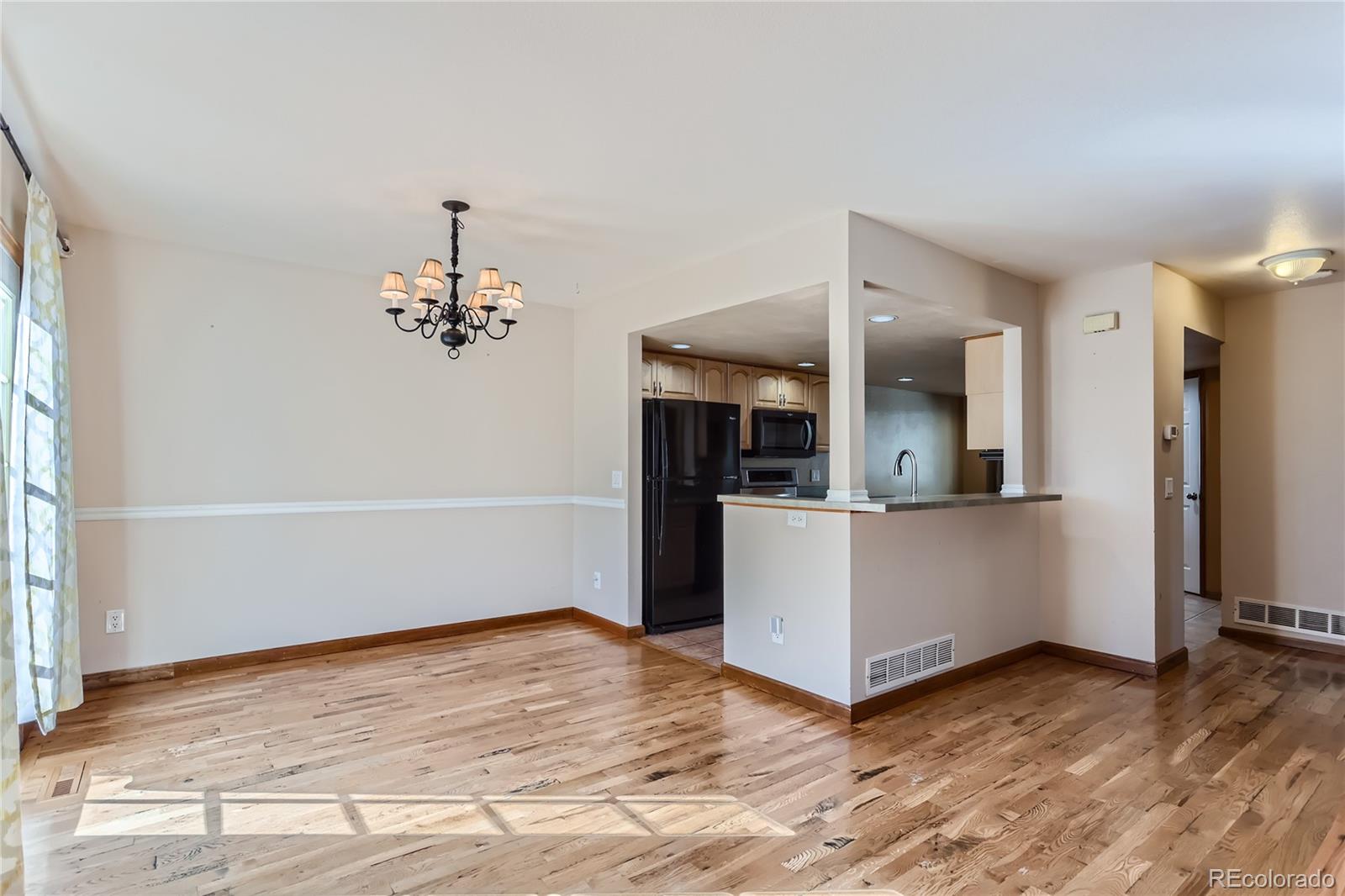 MLS Image #8 for 11612 e cornell circle,aurora, Colorado