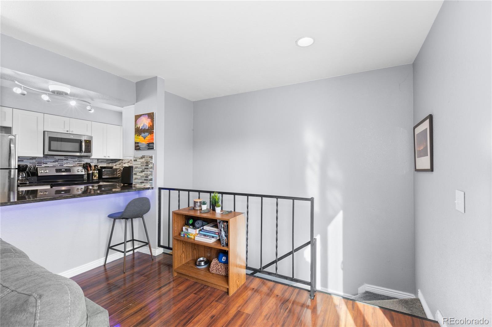 MLS Image #10 for 1223 s wheeling way,aurora, Colorado