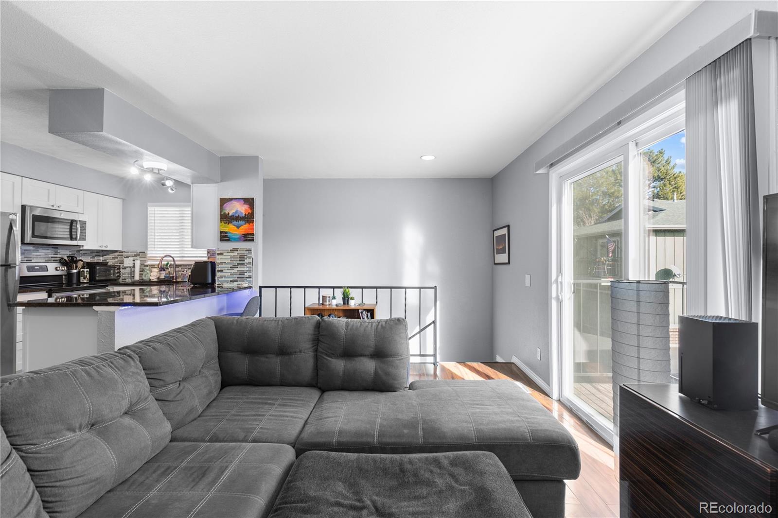 MLS Image #11 for 1223 s wheeling way,aurora, Colorado