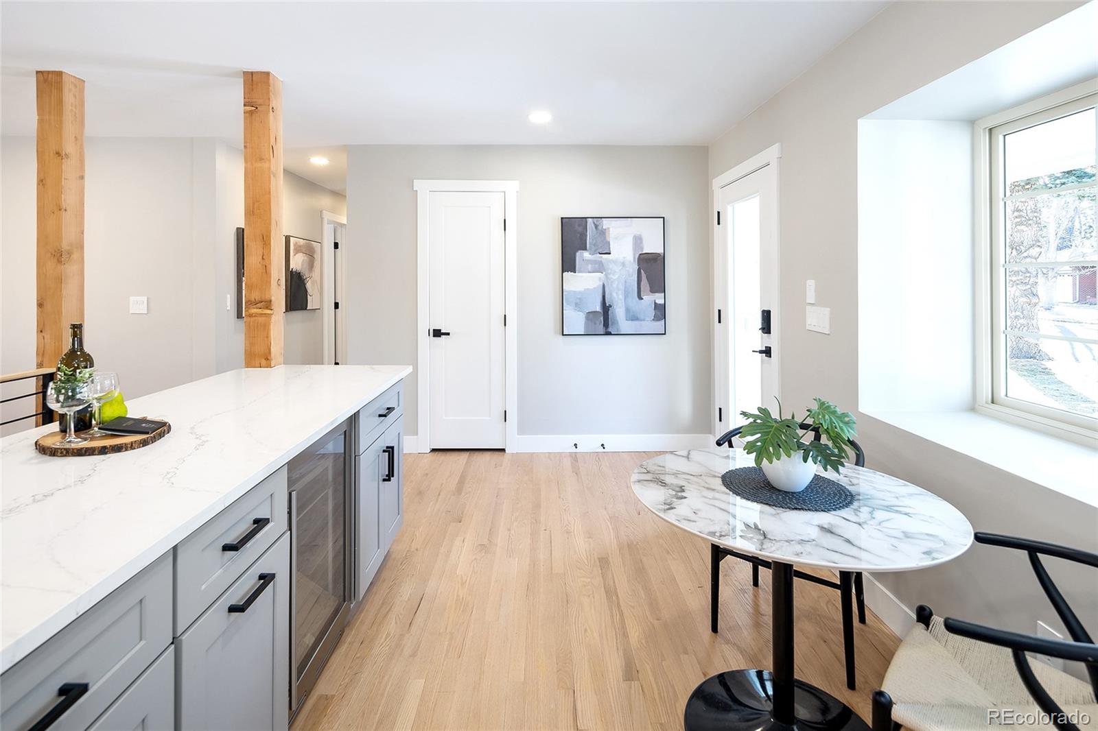 MLS Image #13 for 2718 s langley court,denver, Colorado