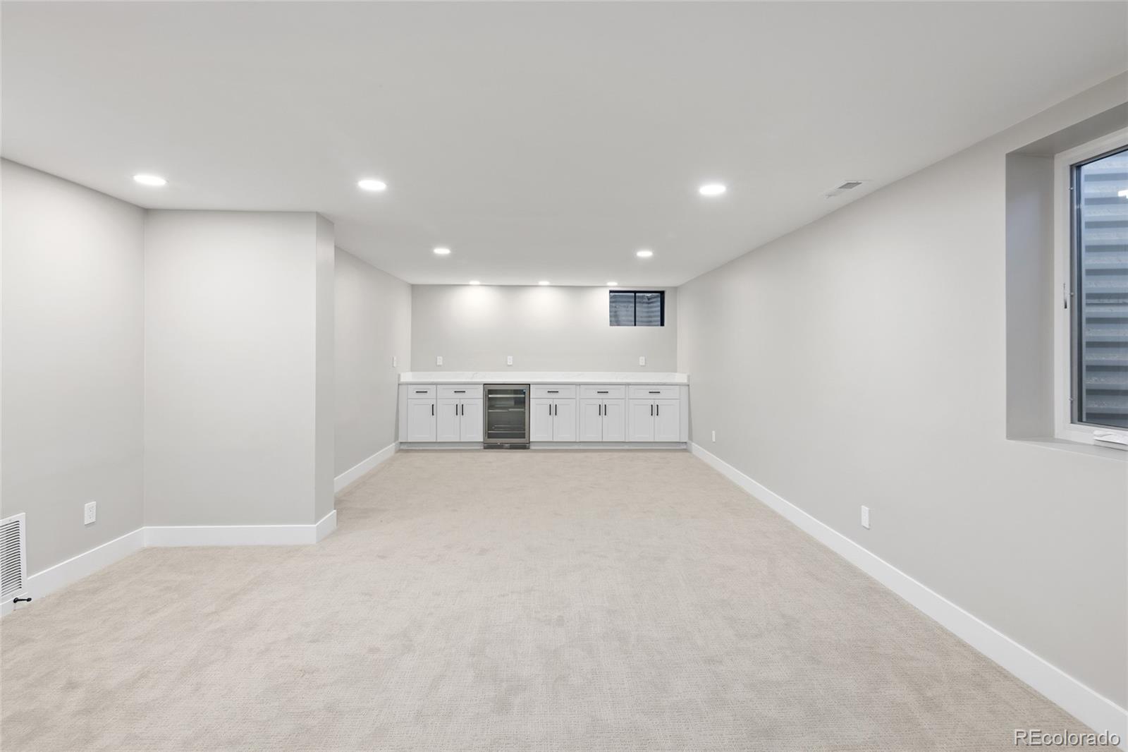 MLS Image #33 for 2718 s langley court,denver, Colorado