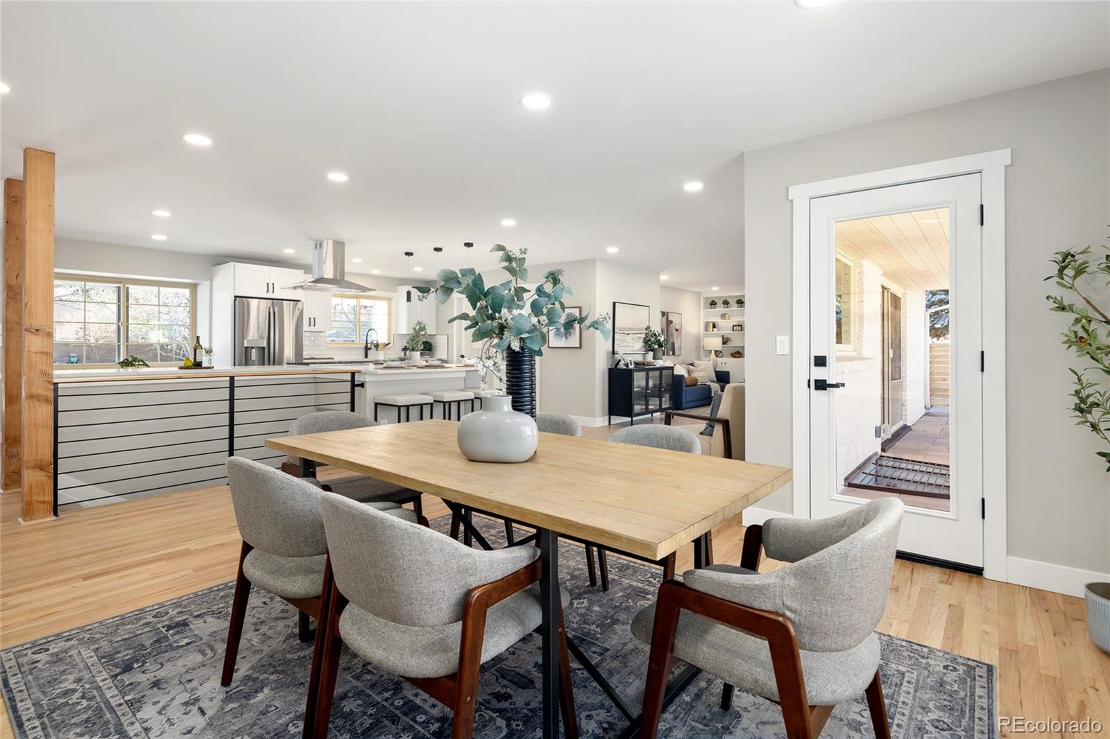 MLS Image #4 for 2718 s langley court,denver, Colorado