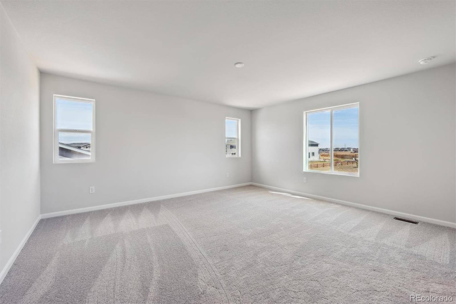 MLS Image #12 for 9992  racine street,commerce city, Colorado