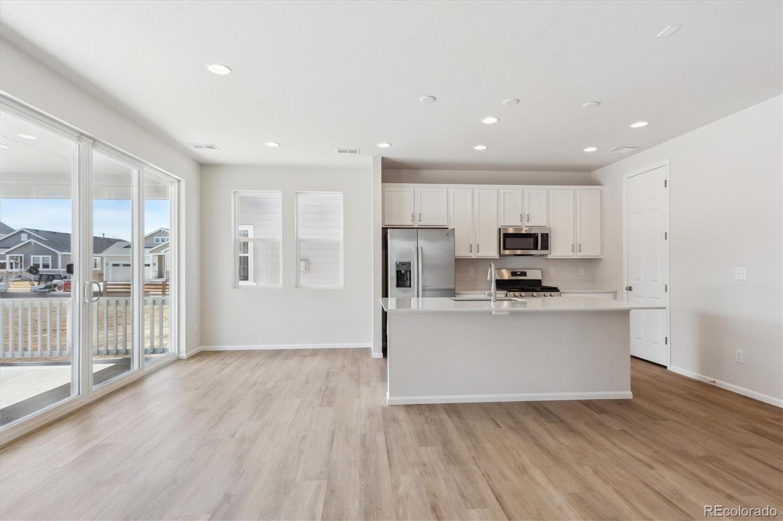 MLS Image #4 for 841  alpine ridge street,erie, Colorado