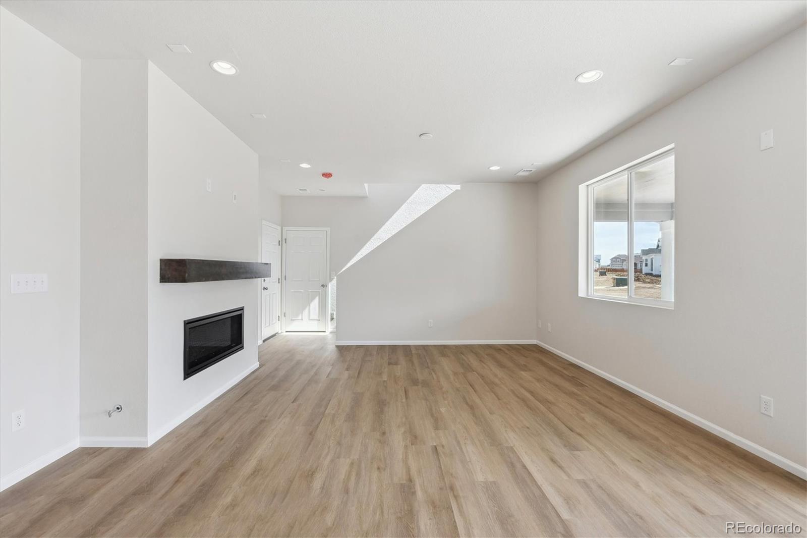 MLS Image #7 for 841  alpine ridge street,erie, Colorado
