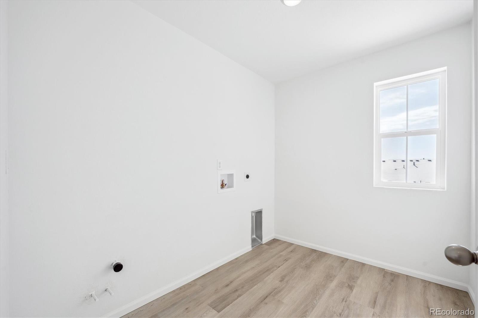 MLS Image #17 for 4642  sugar beet street,johnstown, Colorado