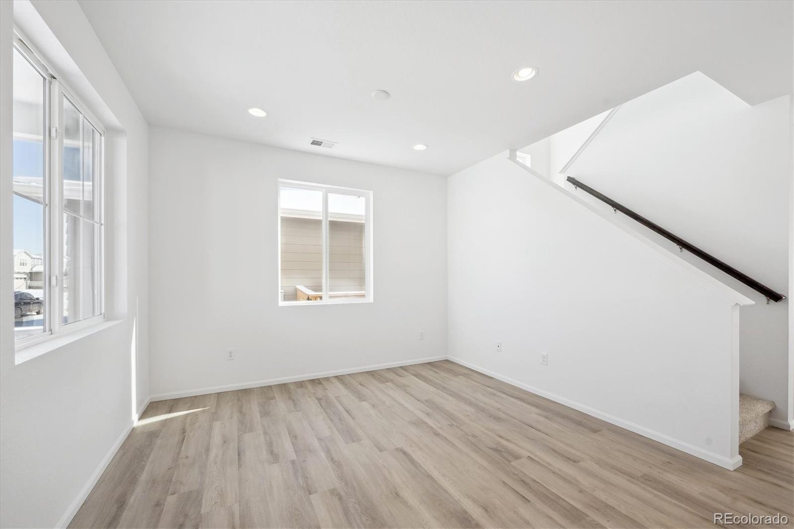 MLS Image #3 for 4642  sugar beet street,johnstown, Colorado