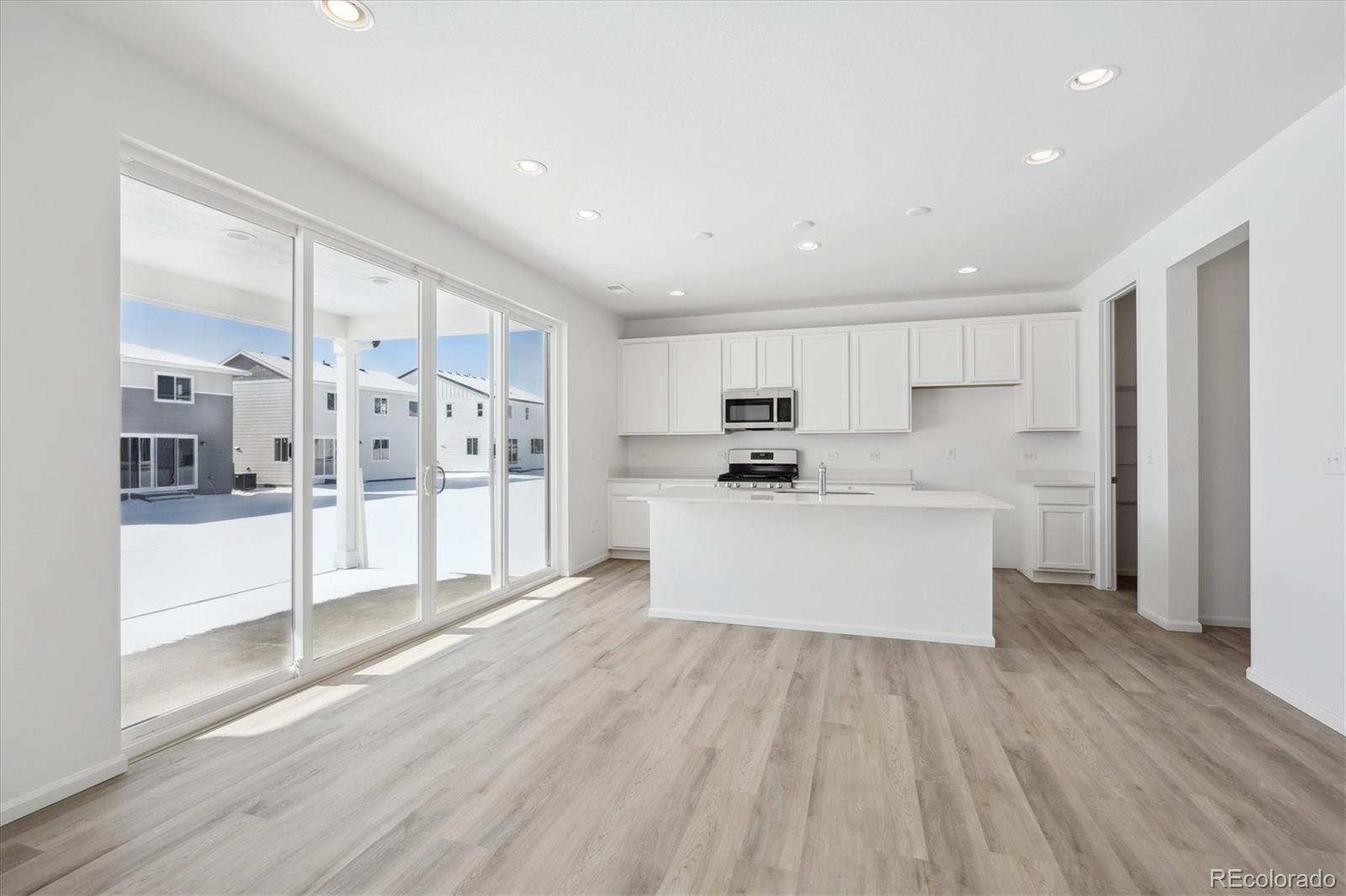 MLS Image #9 for 4642  sugar beet street,johnstown, Colorado