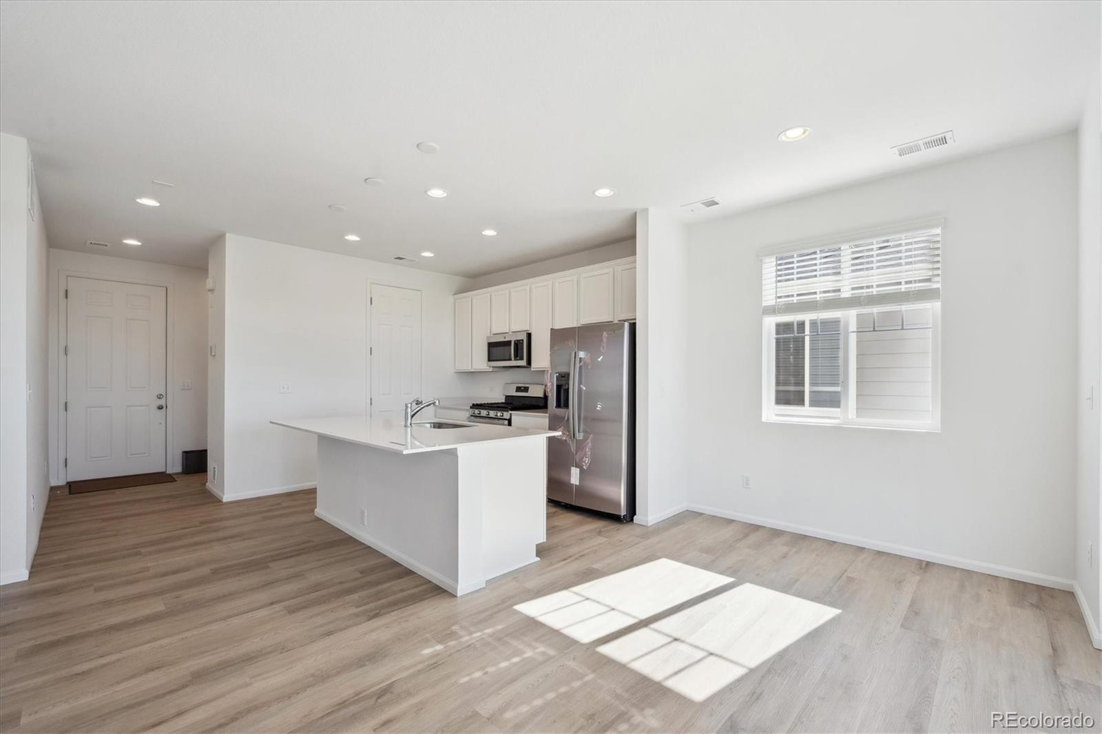 MLS Image #3 for 4644  short horn drive,johnstown, Colorado