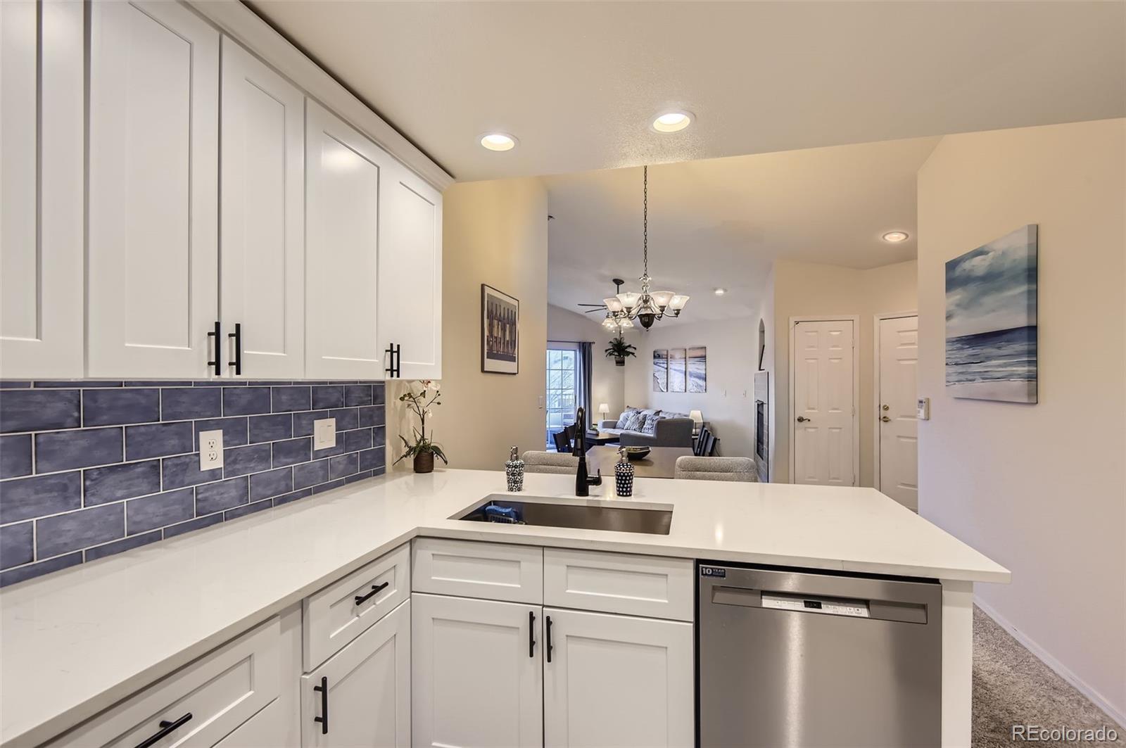 MLS Image #3 for 8623 e dry creek road,englewood, Colorado