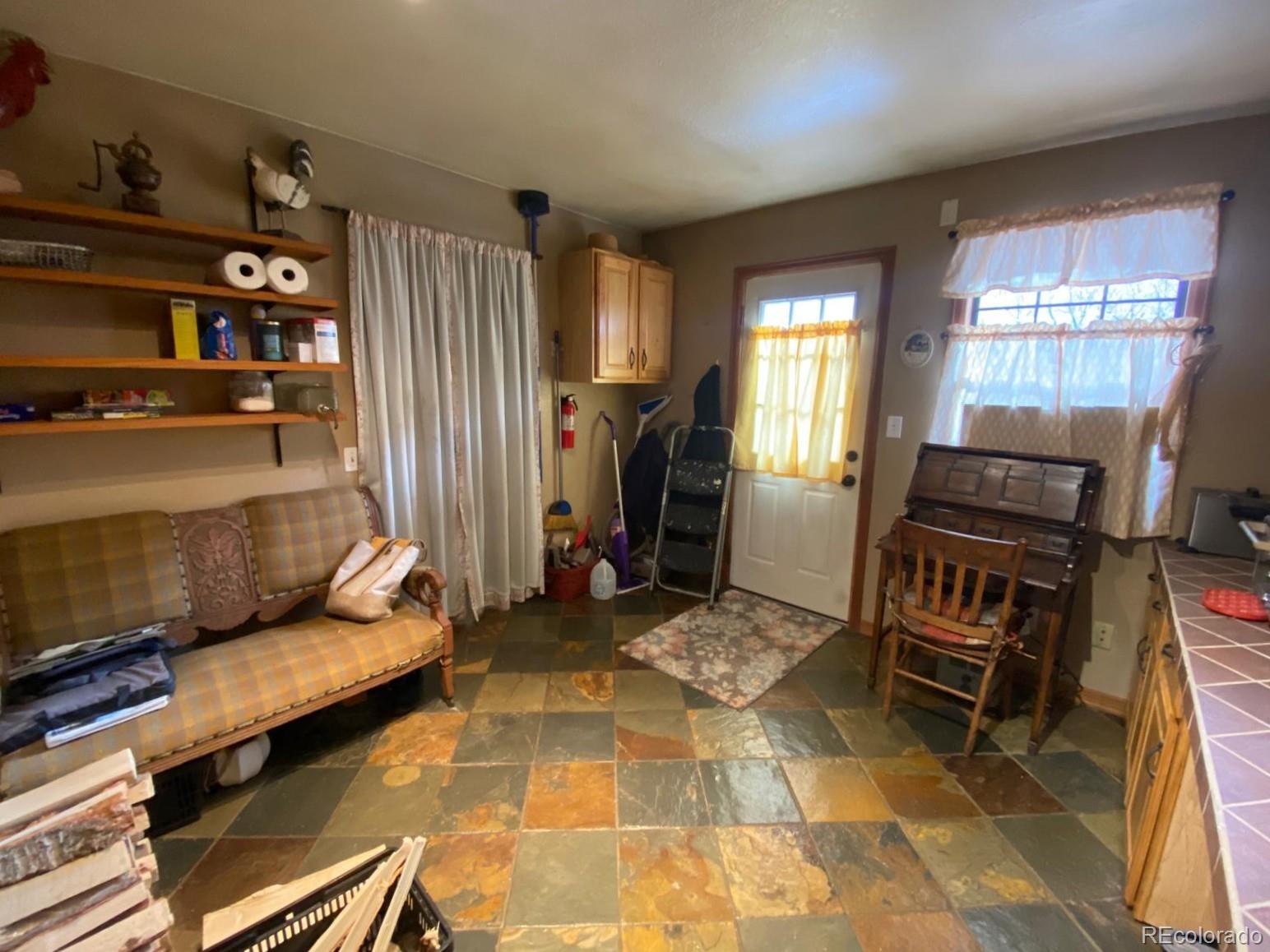 MLS Image #7 for 670  village drive,rifle, Colorado