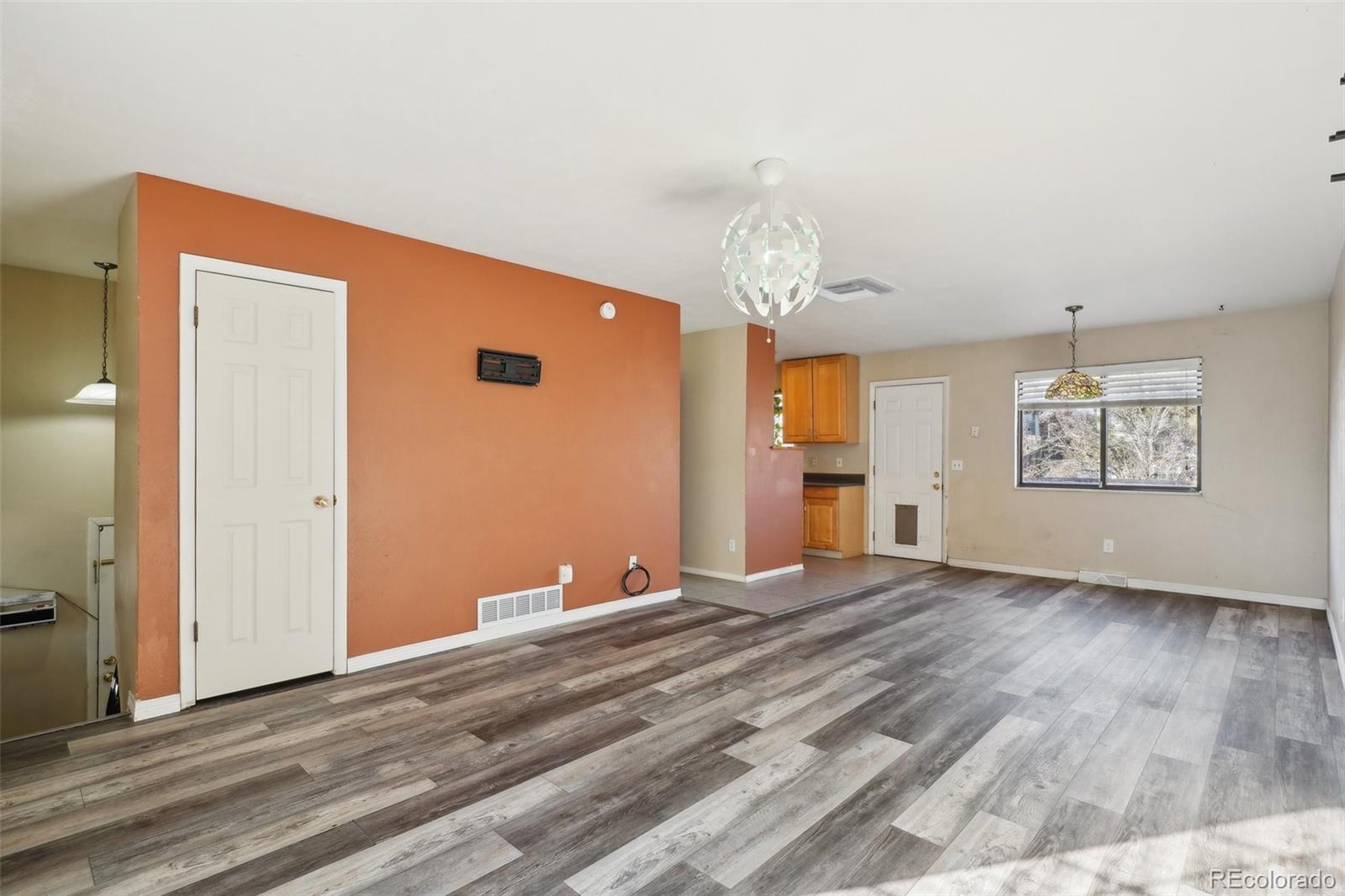 MLS Image #6 for 10687 w 107th avenue,broomfield, Colorado