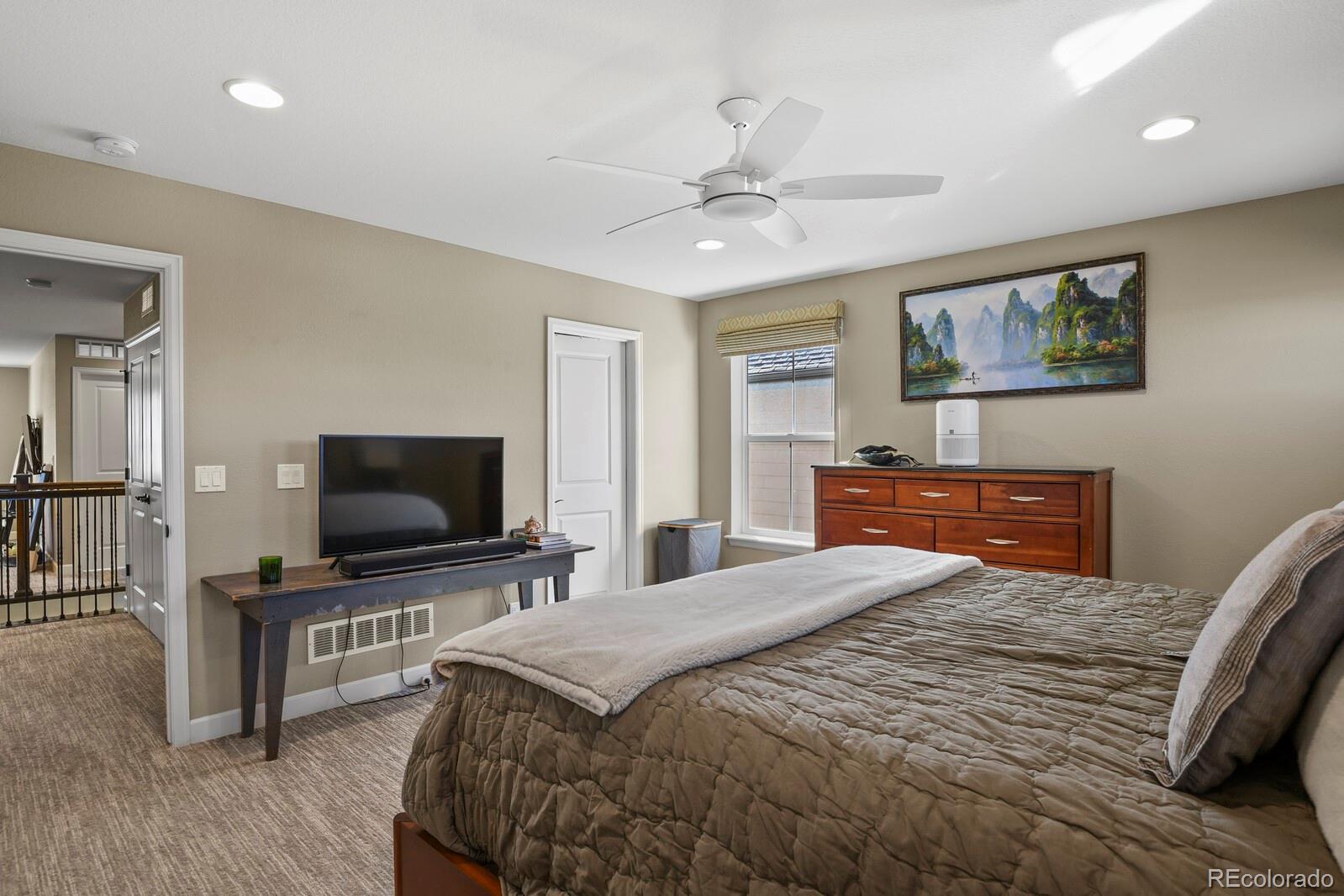 MLS Image #16 for 7976 e 53rd drive,denver, Colorado