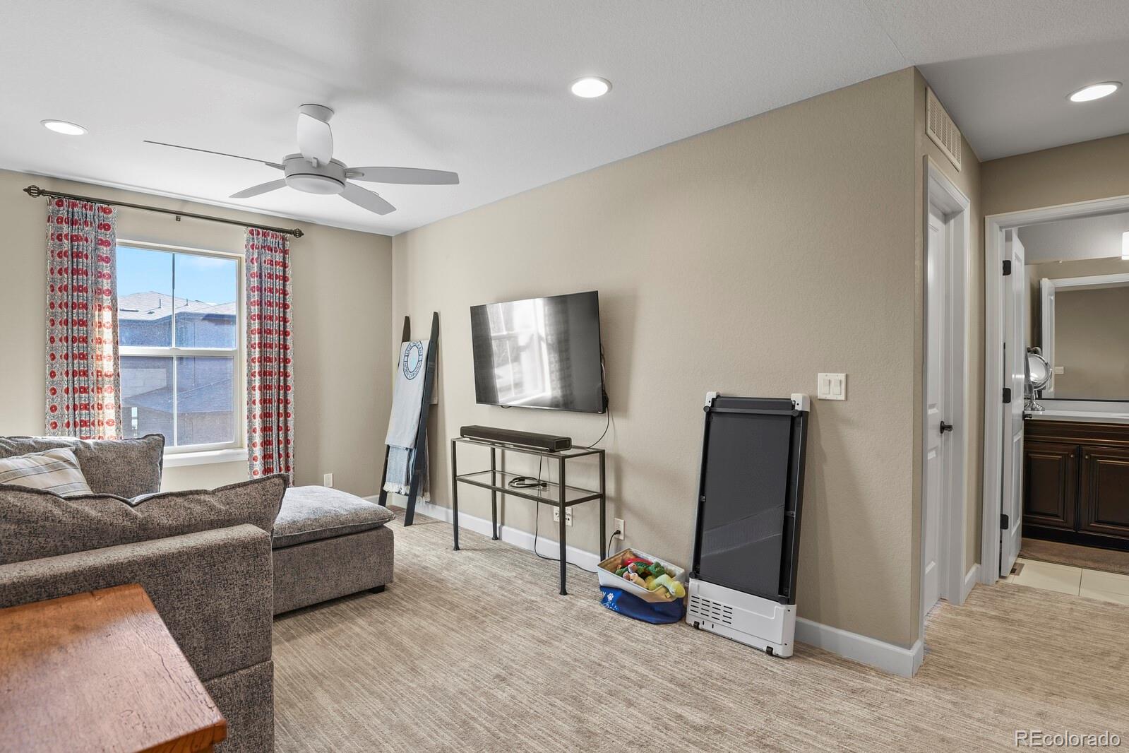 MLS Image #21 for 7976 e 53rd drive,denver, Colorado