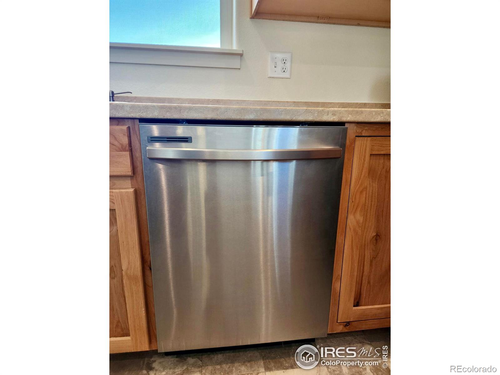 MLS Image #15 for 909  milner pass road,severance, Colorado