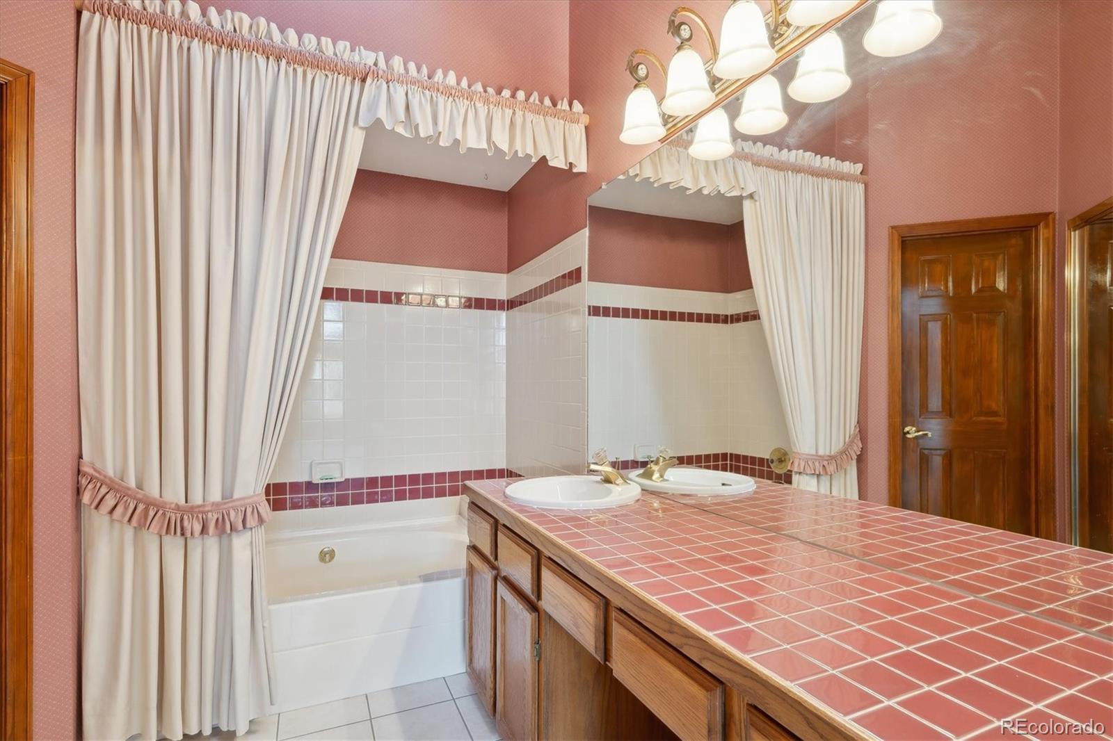 MLS Image #13 for 2132 s scranton way,aurora, Colorado