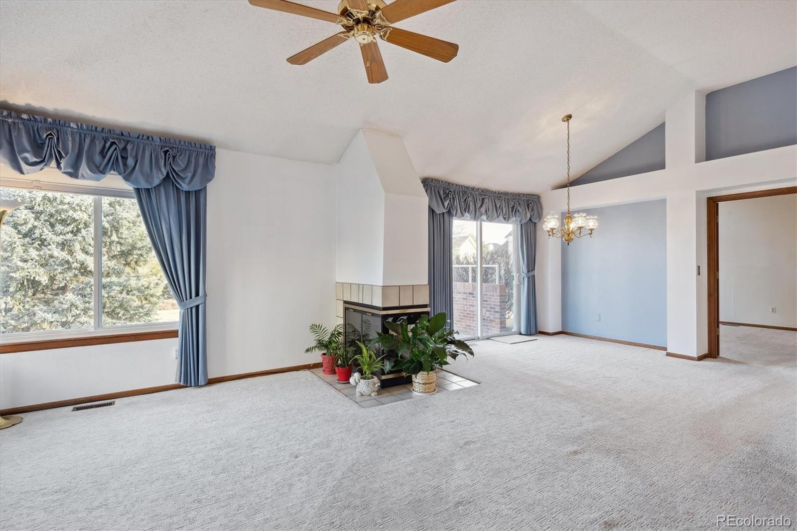 MLS Image #2 for 2132 s scranton way,aurora, Colorado