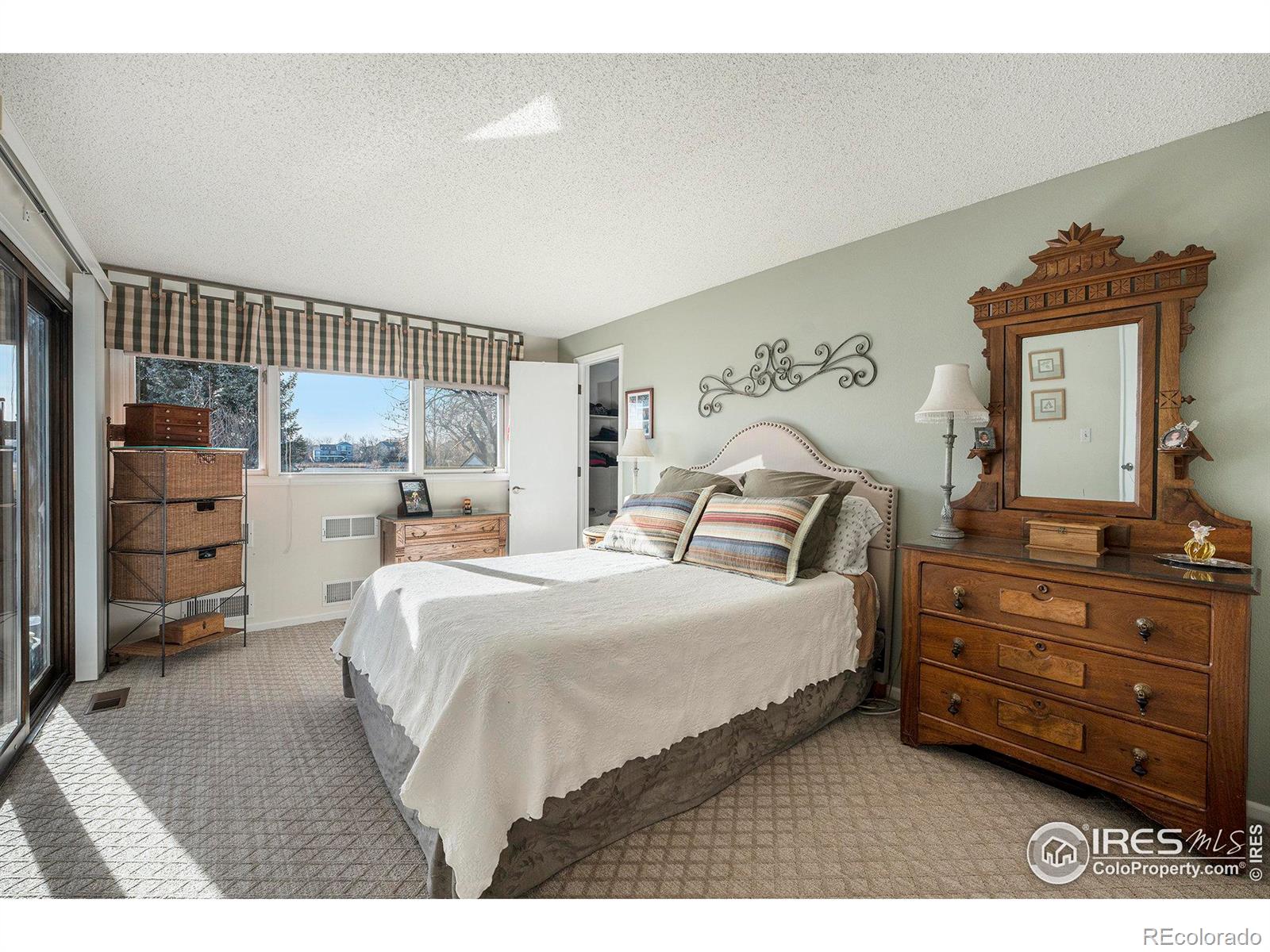 MLS Image #10 for 1852  silver leaf drive,loveland, Colorado