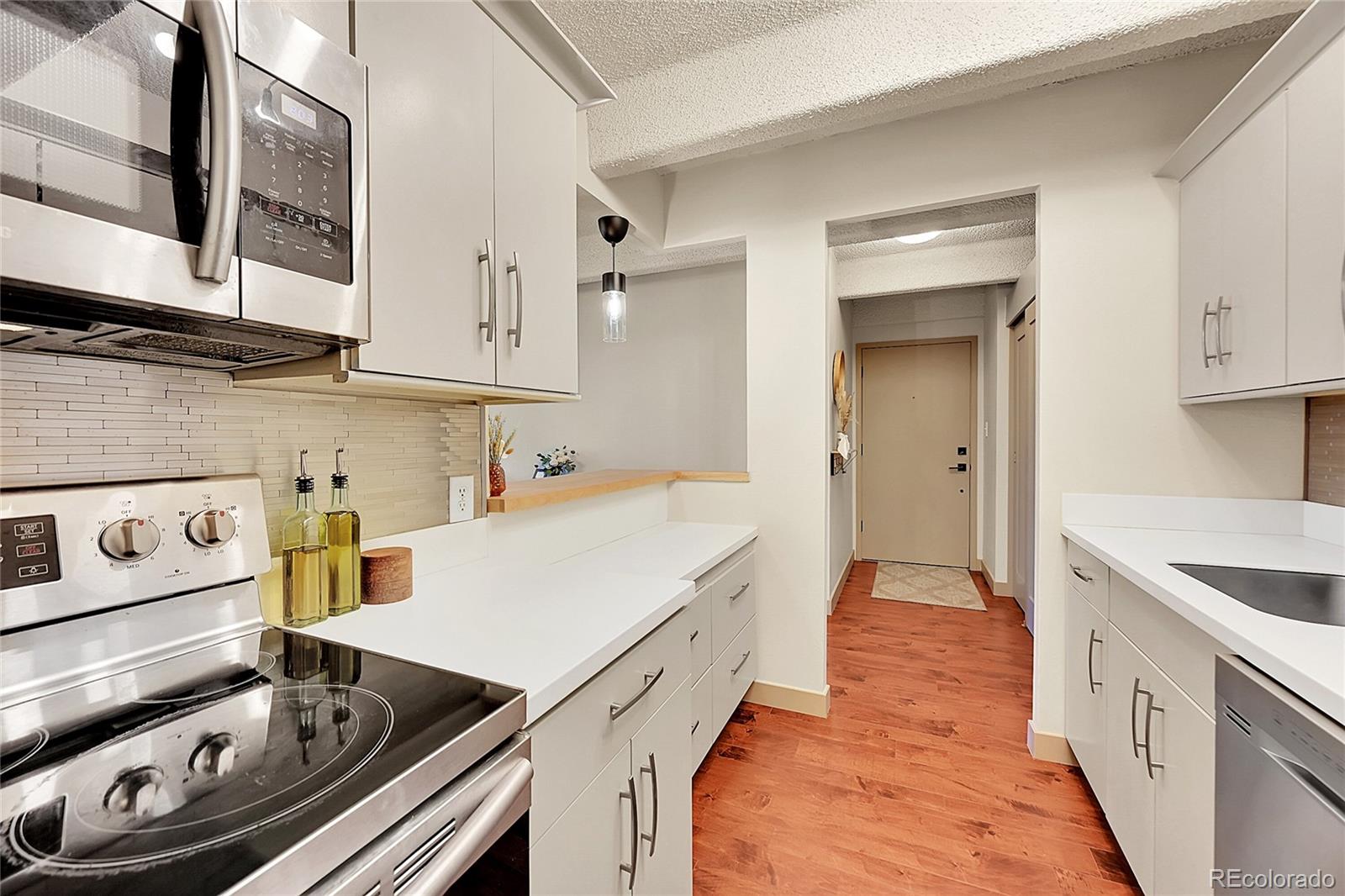 MLS Image #4 for 1365  columbine street 501,denver, Colorado