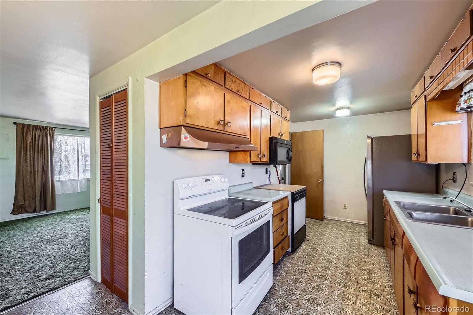 MLS Image #8 for 1641 s sheridan boulevard,lakewood, Colorado